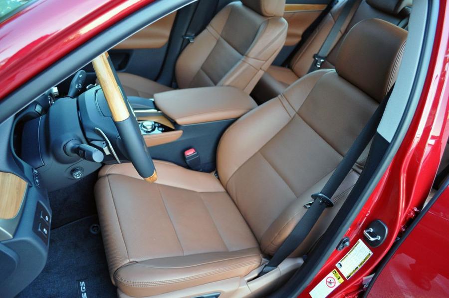  Lexus GS450h 2011 года  (фото 119 из 208)